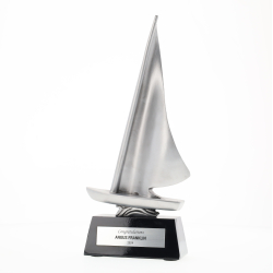 Silver Sailing Resin 225mm